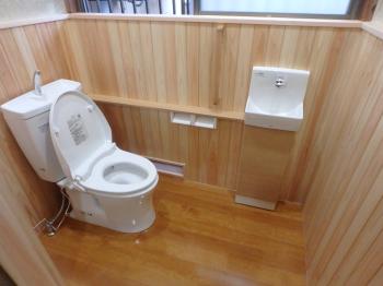和風のこの家に合う綺麗なトイレができました