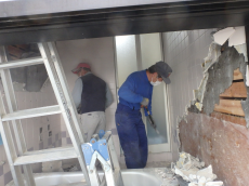 南足柄でタイルの浴室の壊し・解体工事P2200760.png