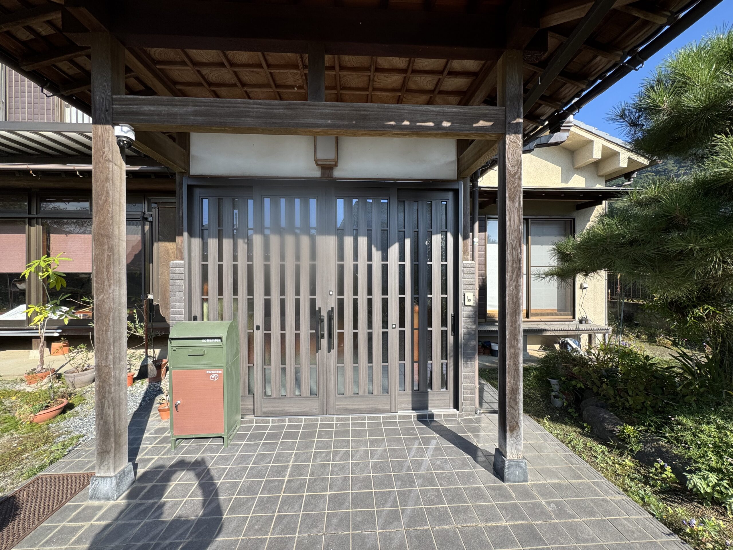 玄関引き戸交換